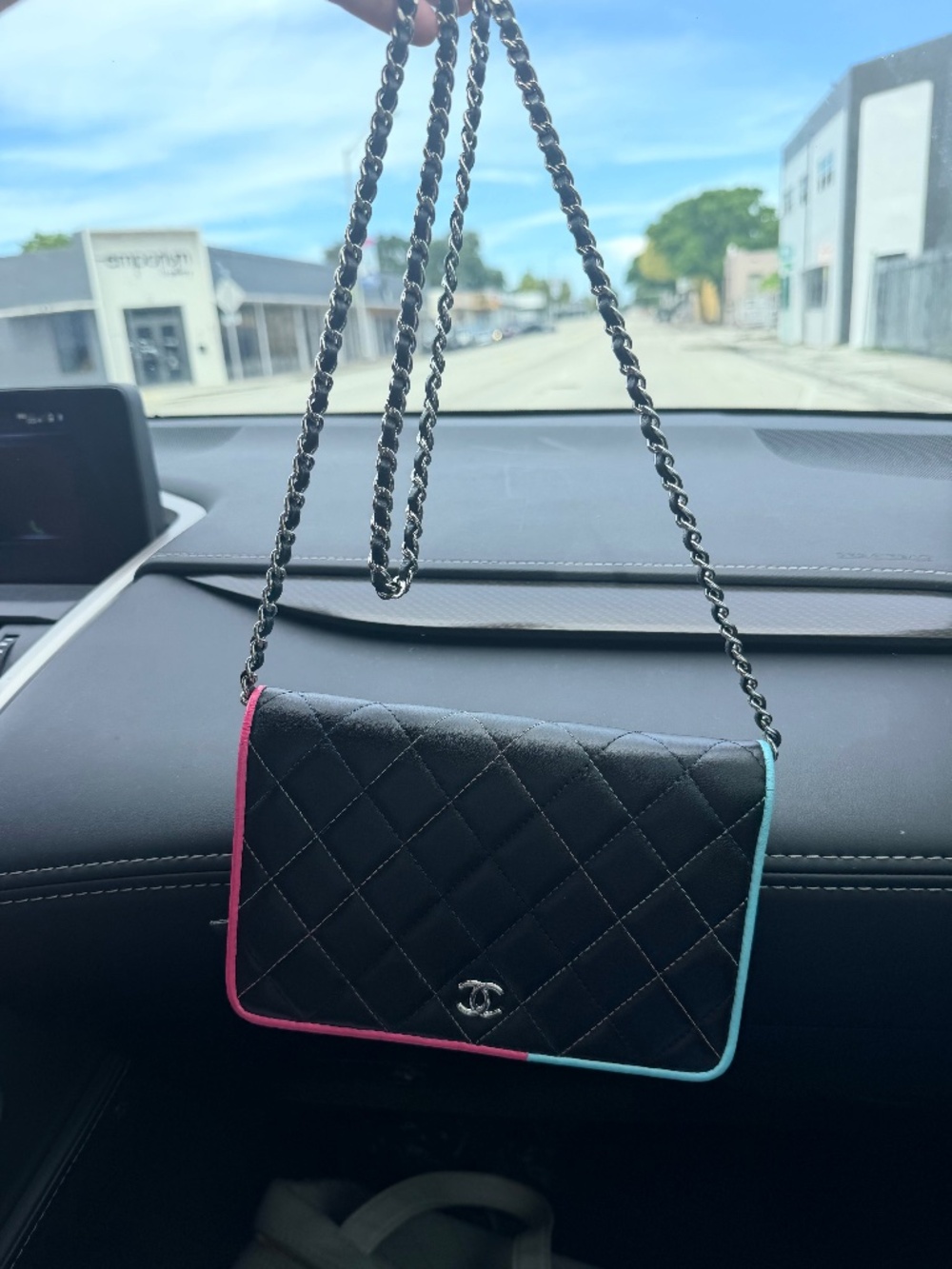 Chanel Wallet on Chain